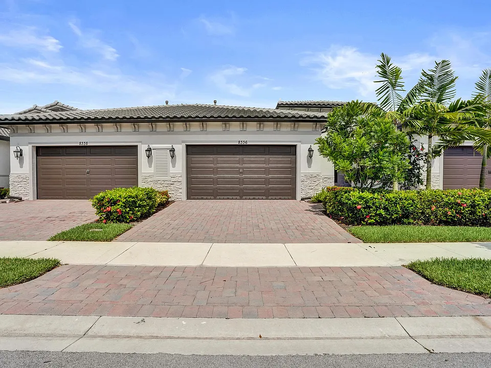 8336 W Blue Spring Dr
