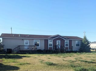 225 4th St SE, Tioga, ND 58852