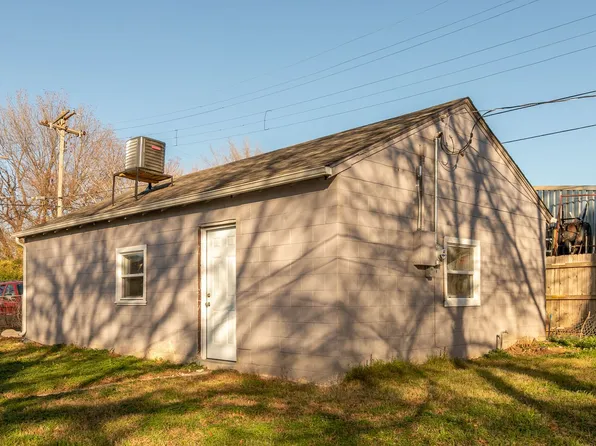 N Lewis Pl Triplex, 1345 N Lewis Pl #2410, Tulsa, OK 74110