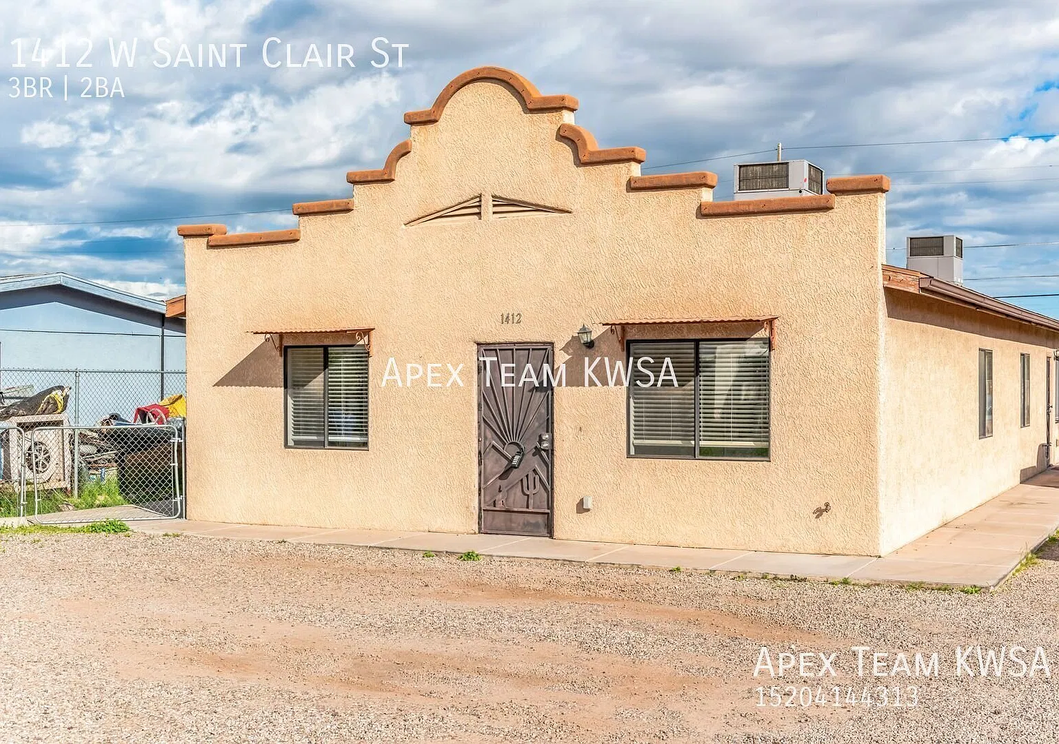 $1495- Lovely 3 Bed /2 Bath Upgraded Duplex near Silverbell Rd & Speedway Blvd with a private yard! — Photo 2