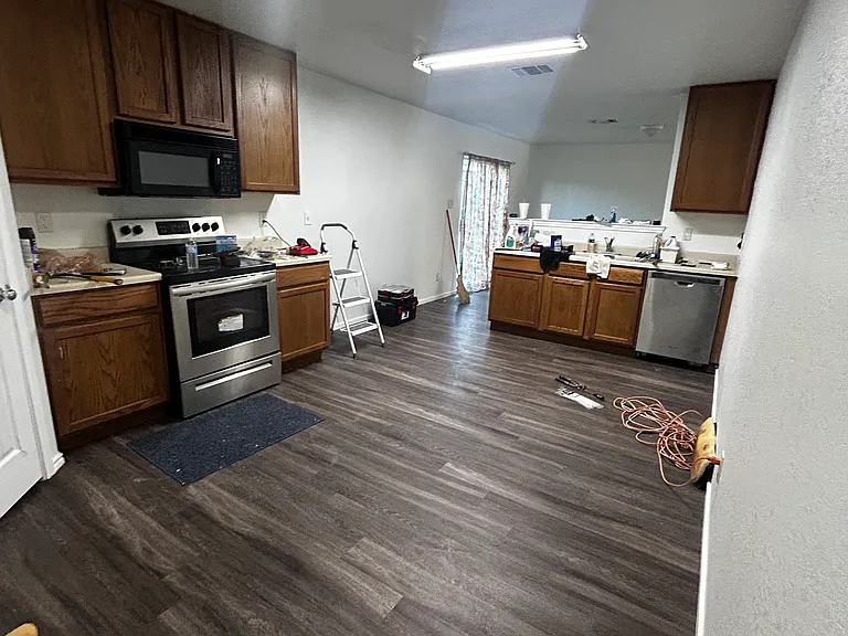 8814 Mission Top — Photo 2