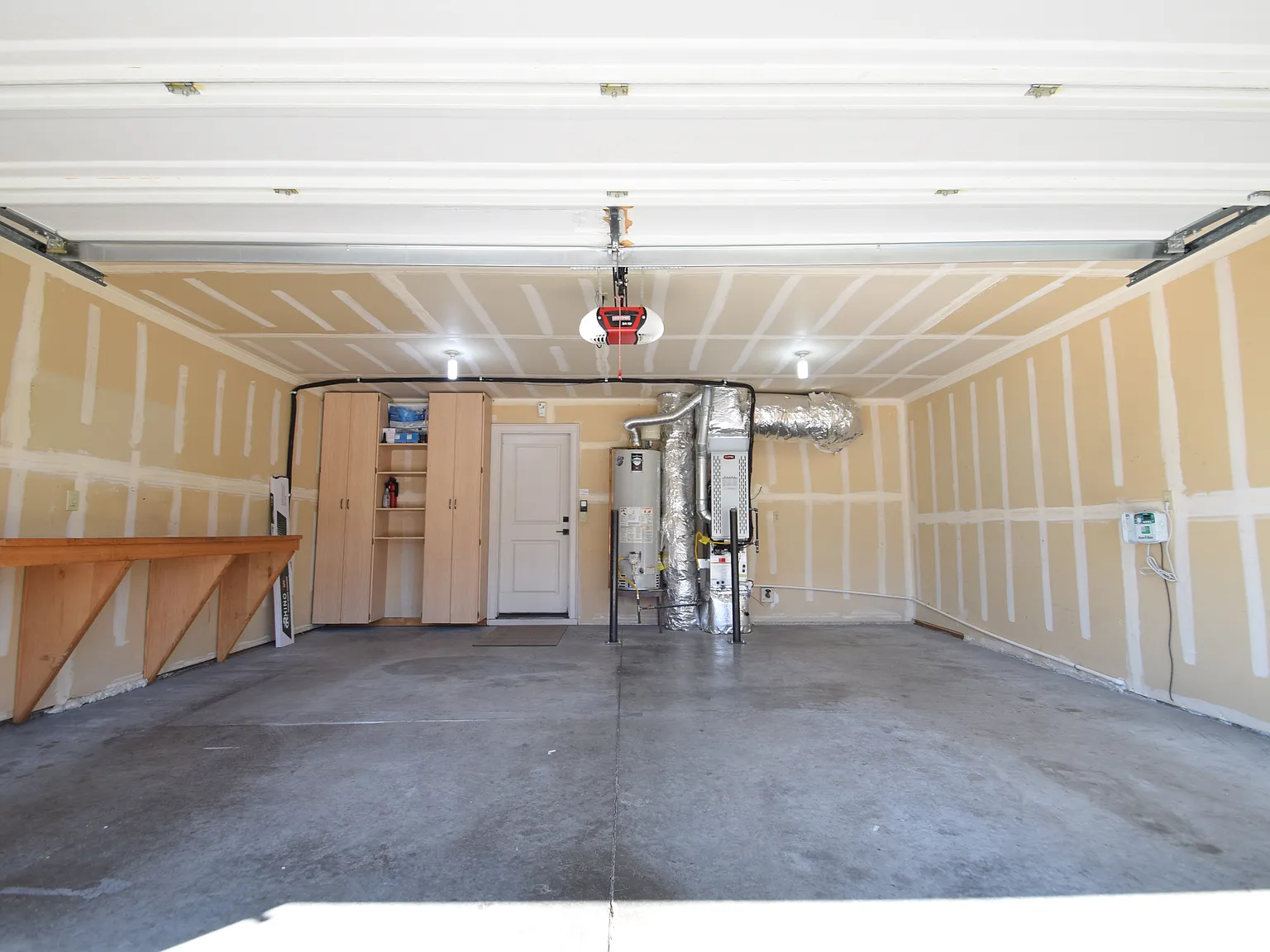3 bed, 2.5 bath, 1517 sqft, $2,850 — Photo 4