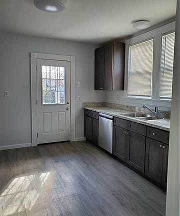 5th image of 8420 Stroelitz St