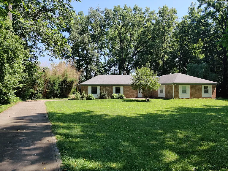 6320 Northwood Dr — Photo 2