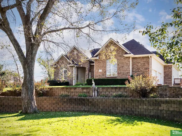 12403 Cottonwood Ln, Springfield, NE 68059