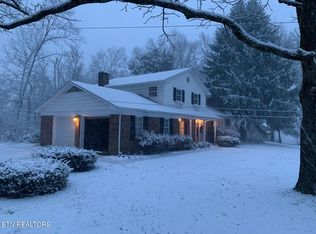 220 Mountain View Dr, Rutledge, TN 37861