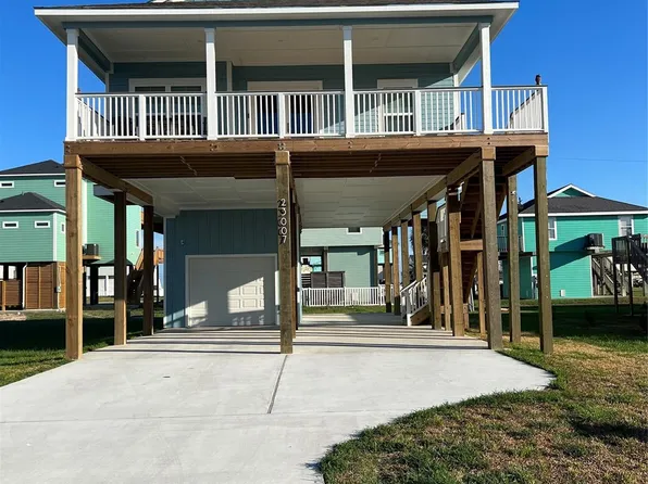 23007 Fresca St, Galveston, TX 77554