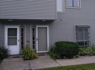 357 Locust Hl, Shelburne, VT 05482