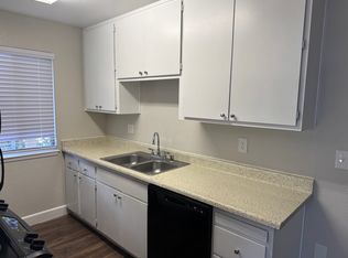 5920 Van Alstine Ave, Carmichael, CA 95608