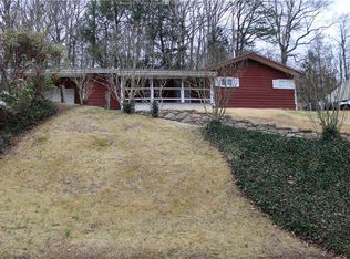 142 Oak St, Dunbar, WV 25064