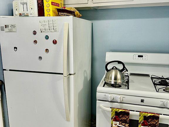 2nd image of 504 Bonnie Brae Pl APT F3