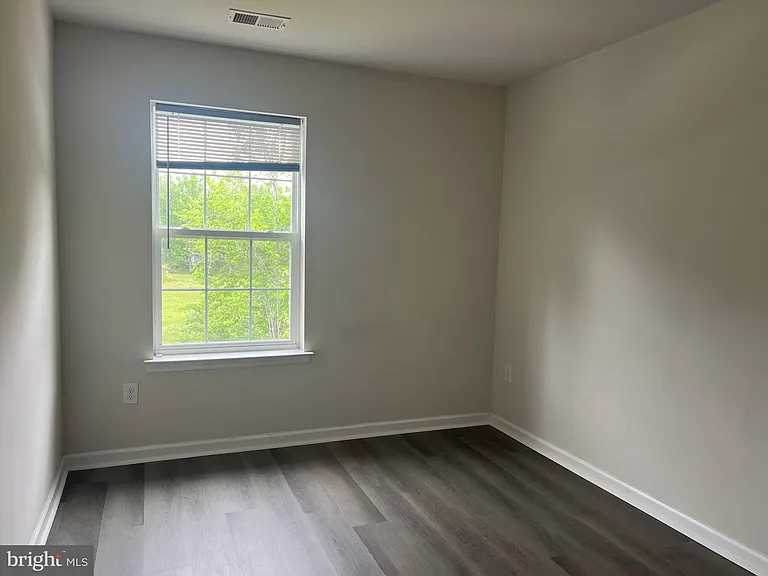 106 Sickler Ct — Photo 10