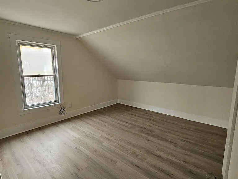 47 Highland St — Photo 13