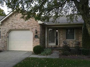 1492 Hampton Cir, Goshen, IN 46526