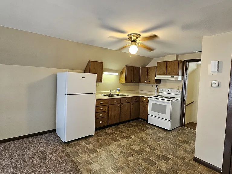 9 1/2 N Randolph St #9UP — Photo 3