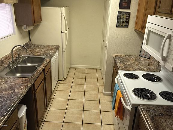 3rd image of 7474 E EARLL Drive #307