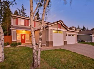 8901 Roscomare Ct, Elk Grove, CA 95624