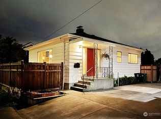 307 NE 43rd St, Seattle, WA