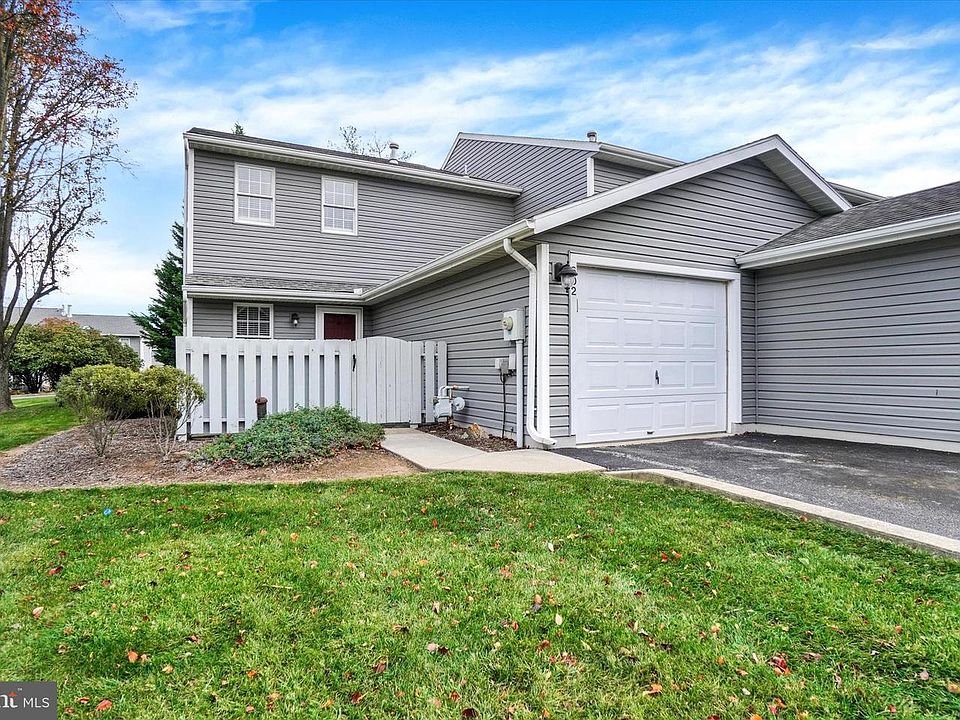 1st image of 602 Kensington Ct #602