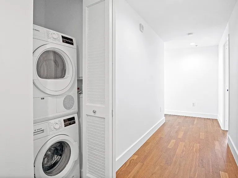 77 Hudson St #3903 — Photo 16