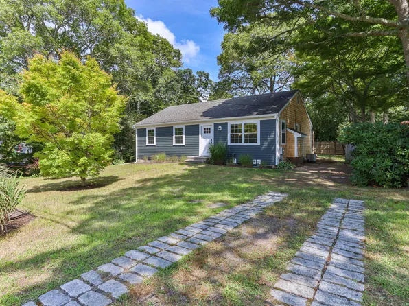 7 Elliot Way, Harwich, MA 02645