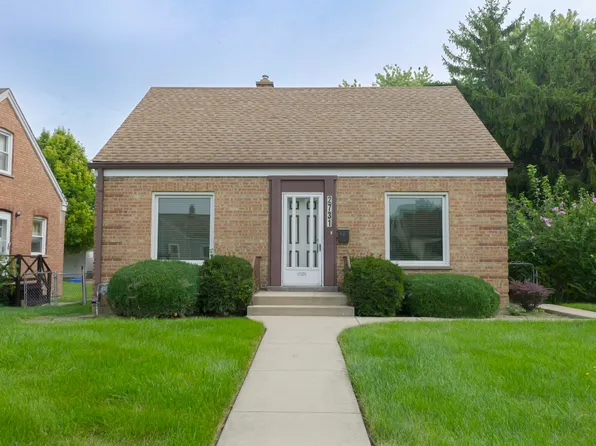 2731 Elder Ln, Franklin Park, IL 60131