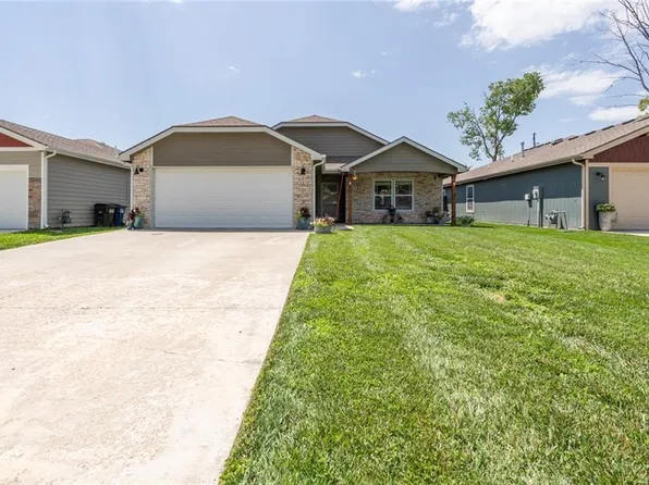 508 Perry St, Lawrence, KS 66044