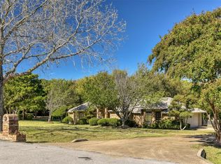 106 Winding Way Ct, Ovilla, TX 75154