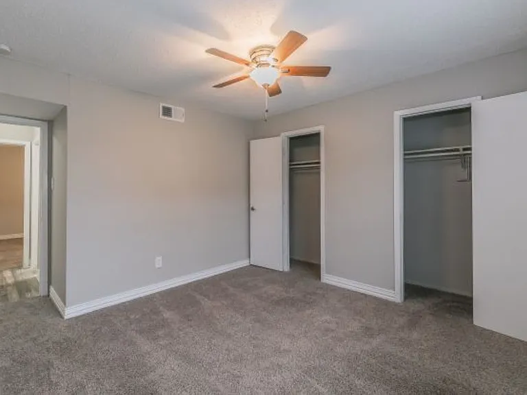 Riata Park Apartments — Photo 69