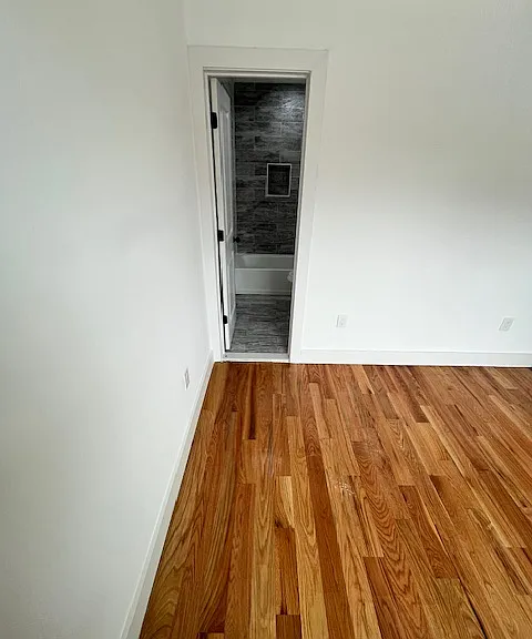 Primary Suite FULL BATHROOM entrance