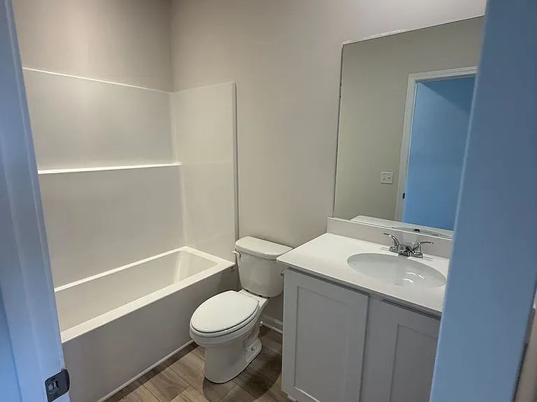 618 Standard Ave — Photo 4