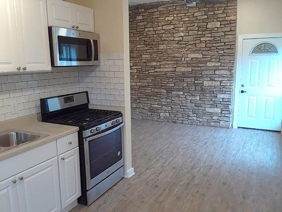 4th image of 6308 Peggy St #A