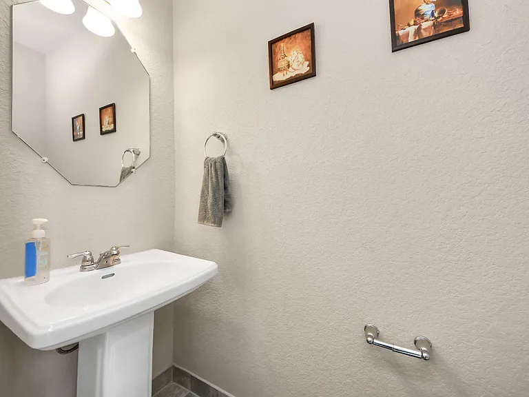 29482 Westhope Dr — Photo 23
