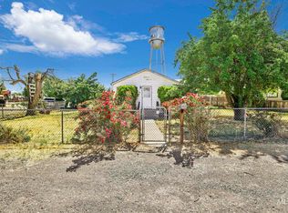 402 Illinois St, Gooding, ID 83330