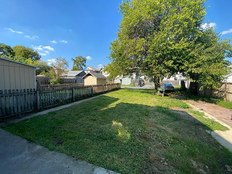 159 E Penn St #HOUSE — Photo 22