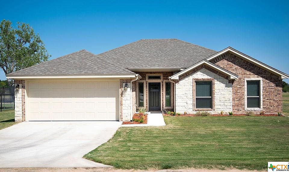 1st image of 127 Surrey Lane