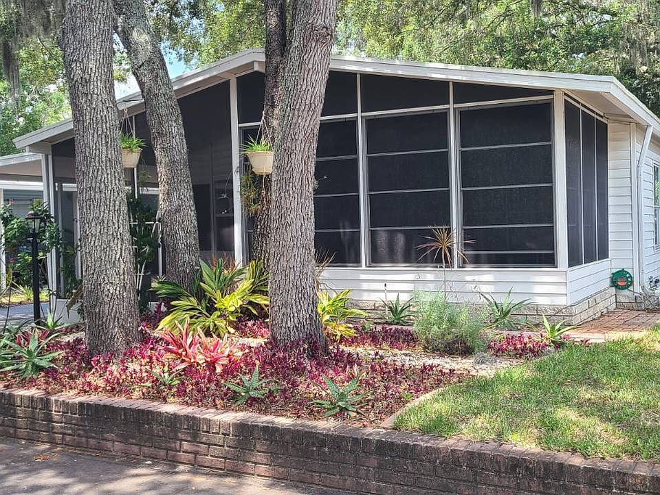 1st image of 10205 King Oak Dr