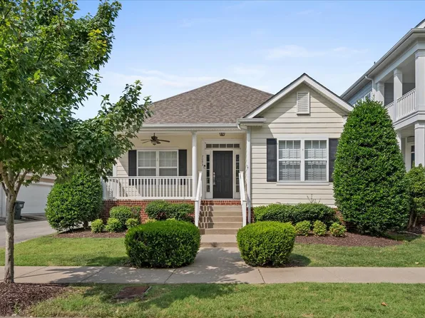 7093 Sunnywood Dr, Nashville, TN 37211