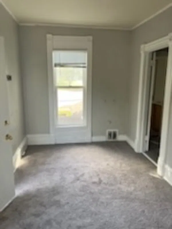 1 bed, 1.0 bath, 650 sqft, $900 — Photo 1
