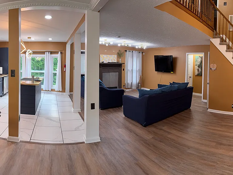 1028 Foxmoor Dr — Photo 23
