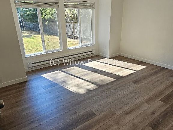 5th image of 18116 A St S