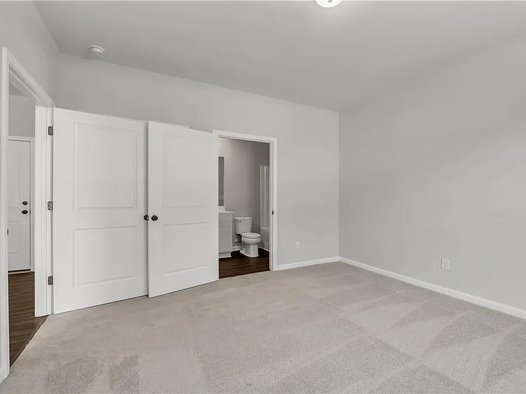 2440 Whistler Way — Photo 4