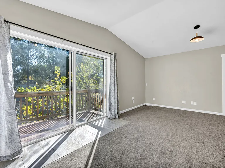 604 Pine St — Photo 33