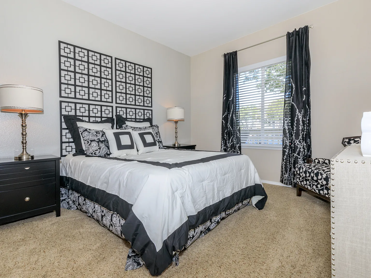 One Belmar Place — Photo 3