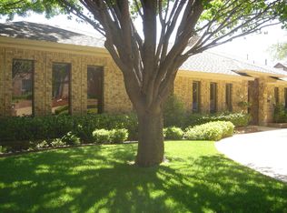 8706 Autumn Oaks Dr, Dallas, TX 75243
