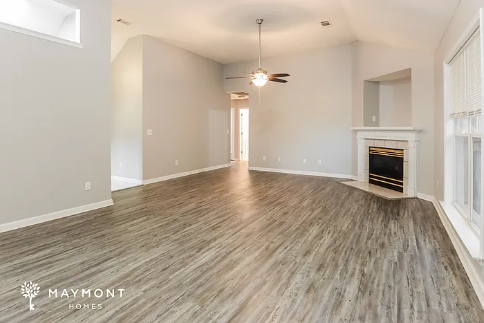 6409 Deerwood Pl — Photo 3