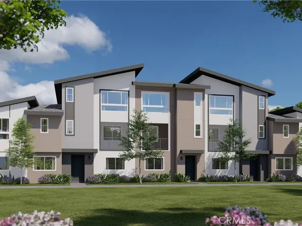 1130 Santo Antonio Dr, Colton, CA 92324