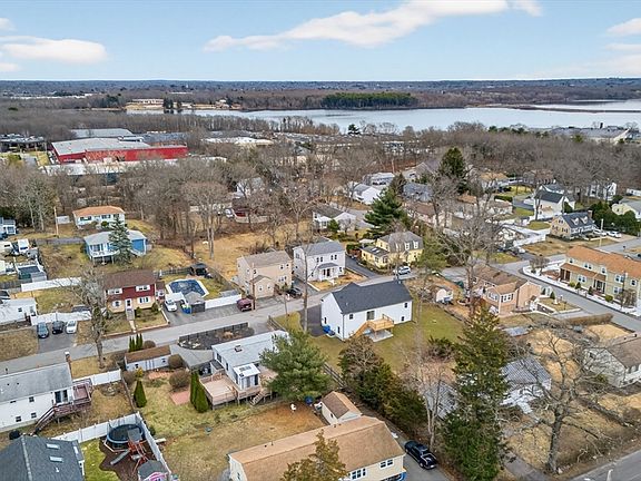 5th image of 12 Howard Ave