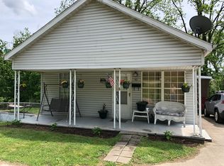 92 Coon Ave, Dunbar, WV 25064