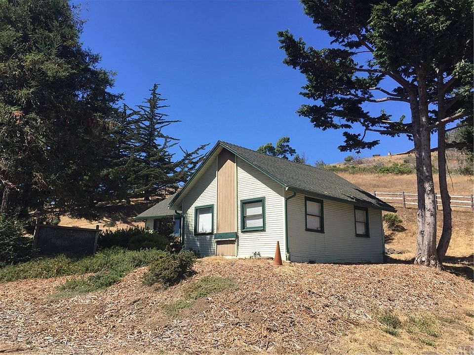 2nd image of 1521 Main St